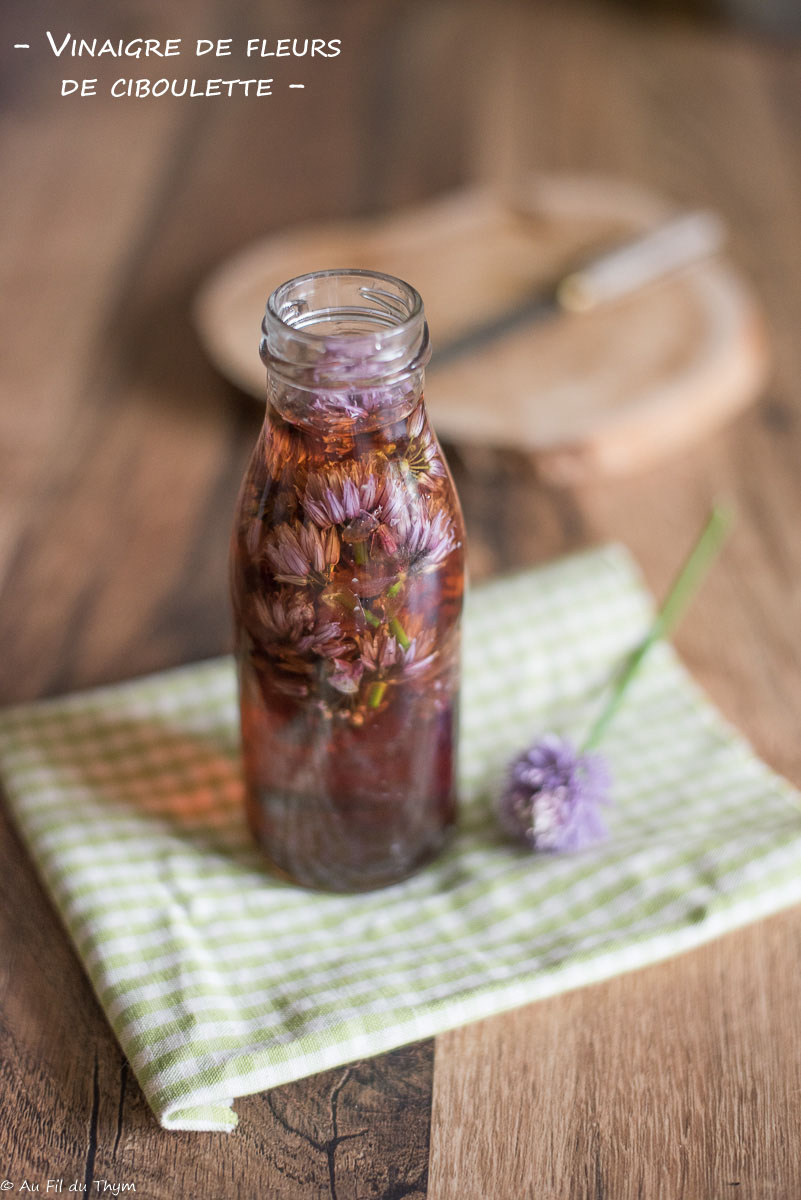 Vinaigre fleurs ciboulette - Au Fil du Thym