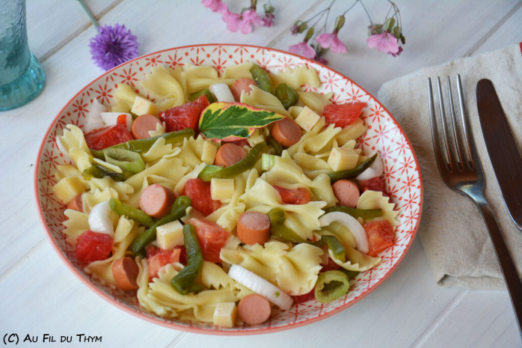 Salade de pâtes, knackis poivrons - Au Fil du Thym