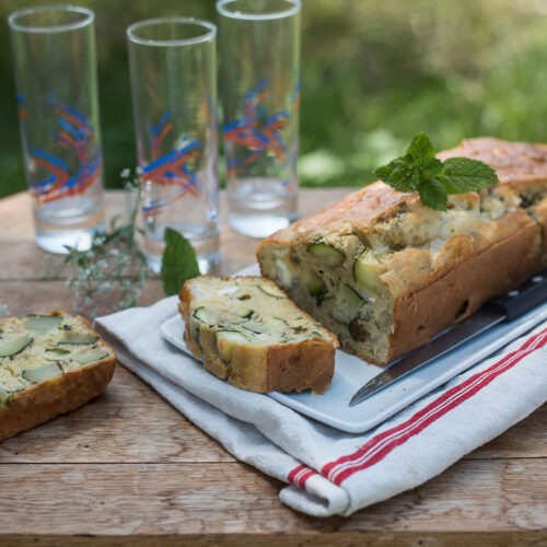 Cake courgette chèvre menthe - Au Fil du Thym