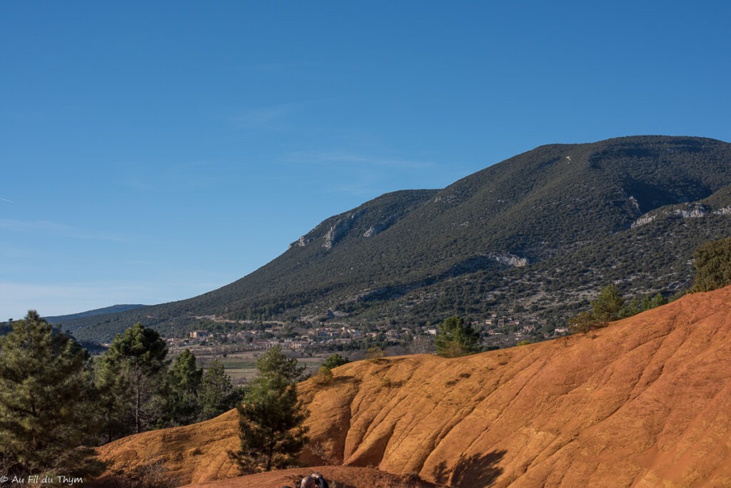 Colorado Provencal : Vue sur Rustrel