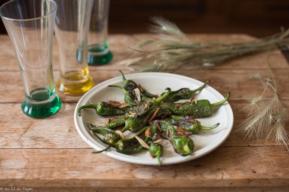 Padrons sautés ail et huile d'olive