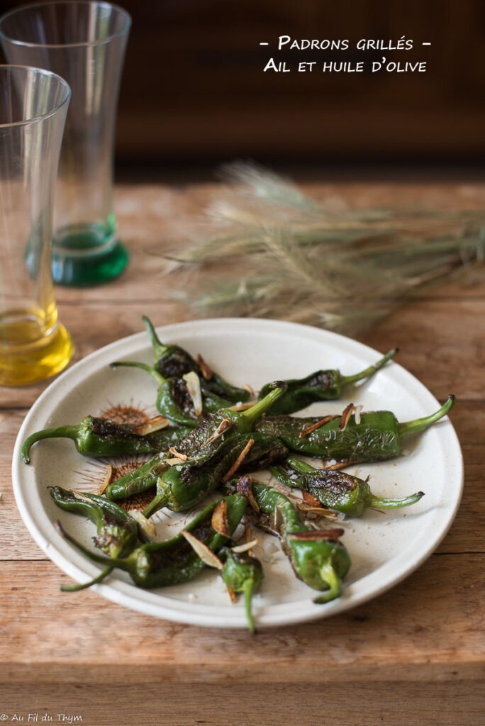 Padrons sautés ail et huile d'olive