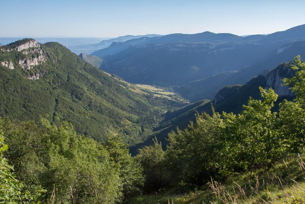 Randonnée Alpages d'Ambel  : Vue sur la vallée de Bouvante